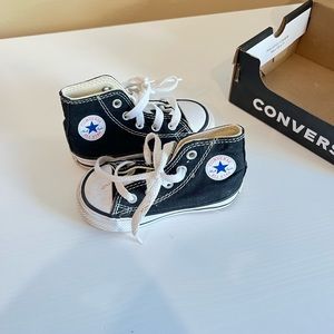 Toddler hightop converse